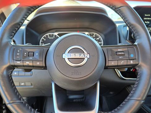 Used 2022 Nissan Rogue SL w/ SL Premium Package image 29