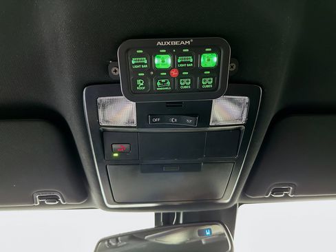 Used 2023 Toyota Tacoma TRD Sport image 18