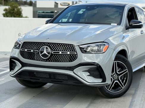 New 2026 Mercedes-Benz GLE 450 4MATIC Coupe image 3