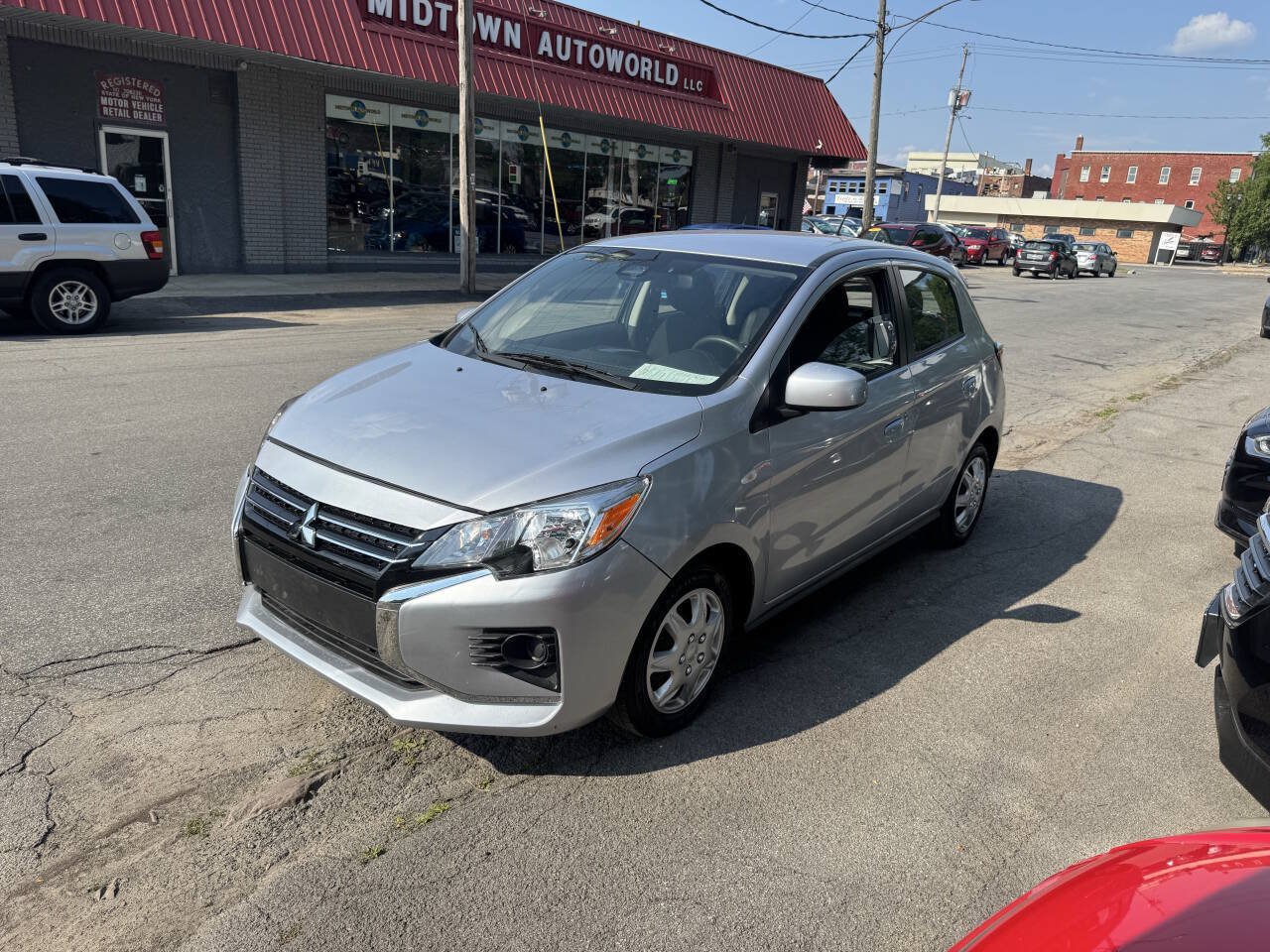 Used 2024 Mitsubishi Mirage LE FWD image 3