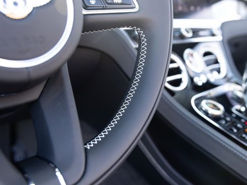 Used 2024 Bentley Continental GT image 47