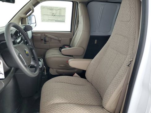 New 2026 Chevrolet Express 2500 RWD image 15