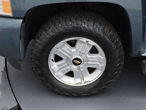 Used 2011 Chevrolet Silverado 1500 LT w/ All-Star Edition AWD/4WD image 27