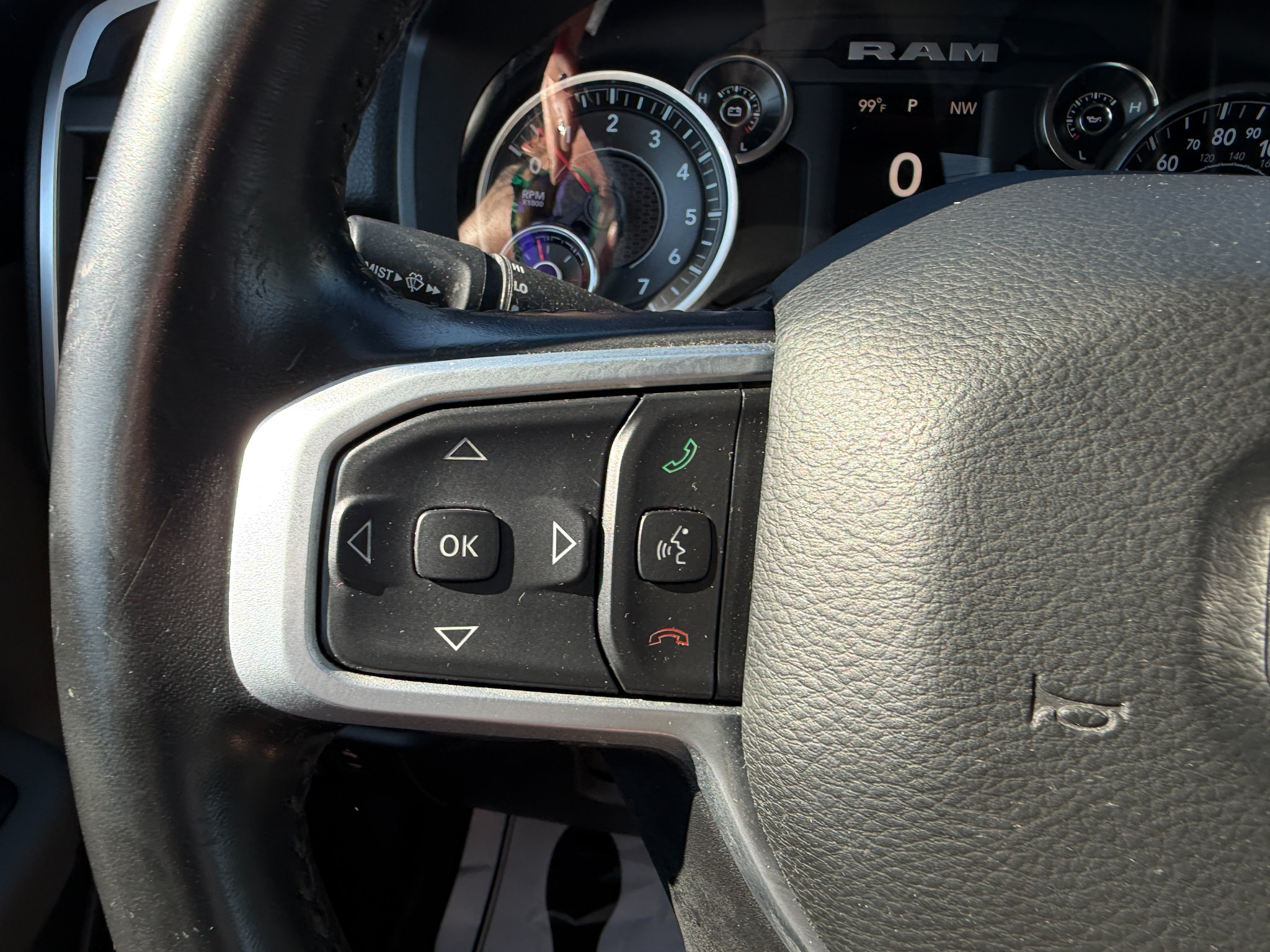 Used 2020 RAM 1500 Big Horn AWD/4WD image 34
