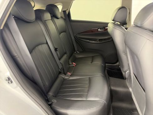 Used 2017 INFINITI QX50 AWD w/ Premium Package image 28