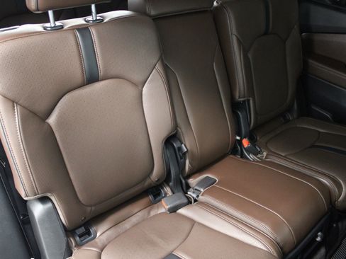 Used 2023 Honda Pilot Elite image 27