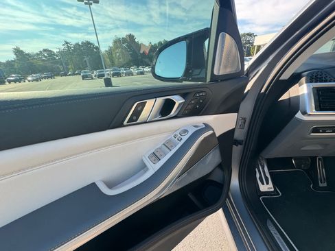 Used 2024 BMW X7 M60i w/ Executive Package AWD/4WD image 22