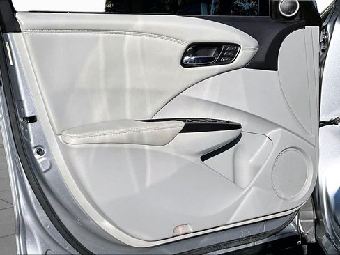 Used 2017 Acura RDX w/ Advance Package FWD image 26