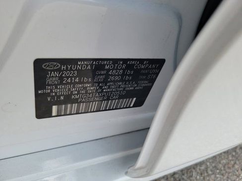 Used 2023 Genesis G70 2.0T w/ Sport Prestige Package image 35