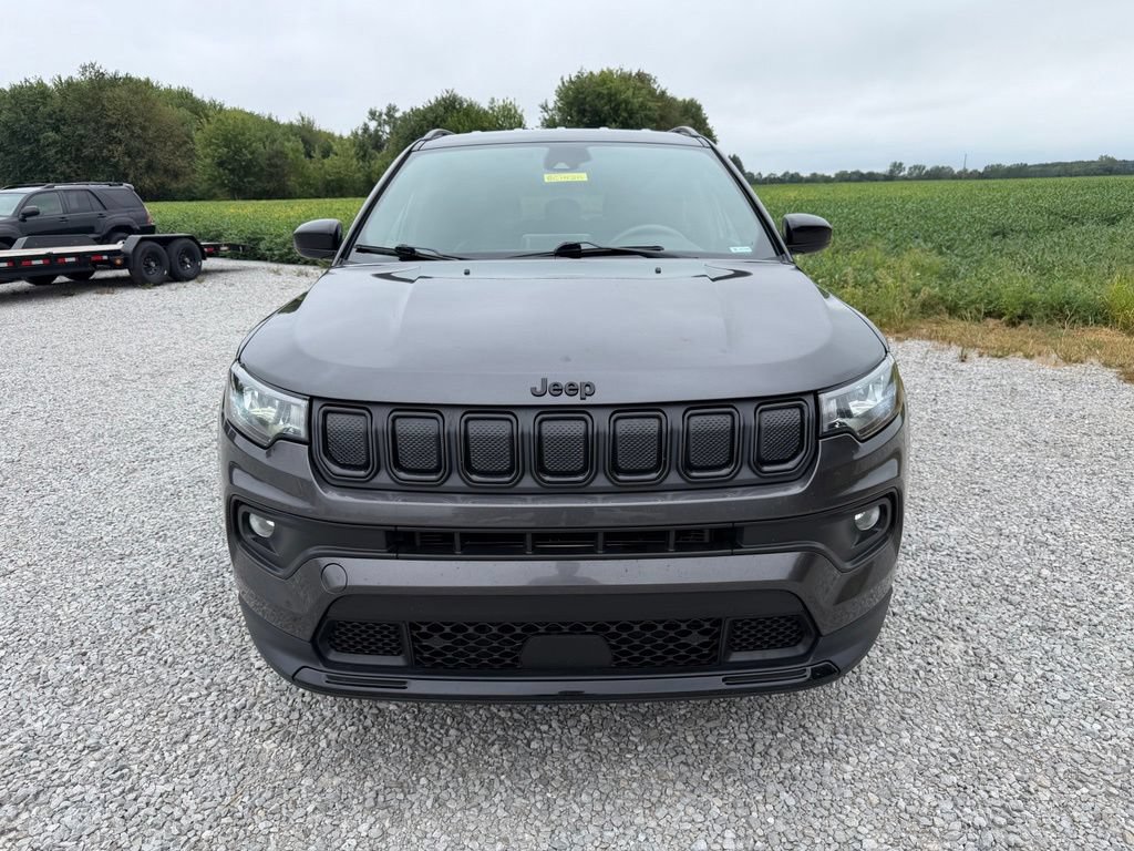 Used 2022 Jeep Compass Latitude AWD/4WD image 23