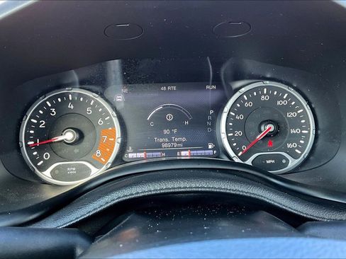 Used 2021 Jeep Renegade Limited image 13