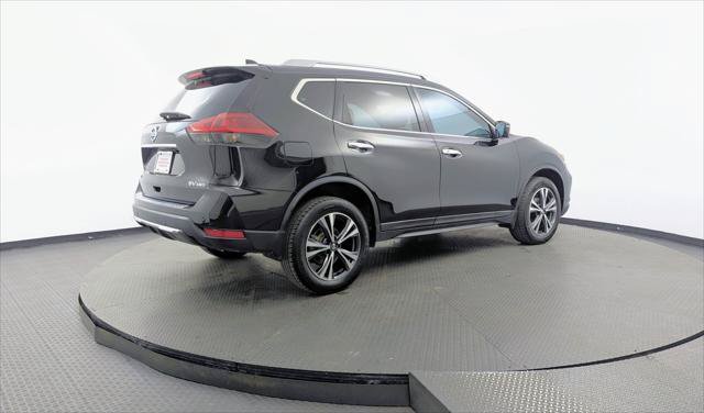 Used 2020 Nissan Rogue SV w/ Premium Package AWD/4WD image 8