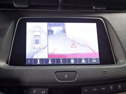 Used 2019 Cadillac XT4 Premium Luxury w/ Enhanced Visibility Package AWD/4WD image 18
