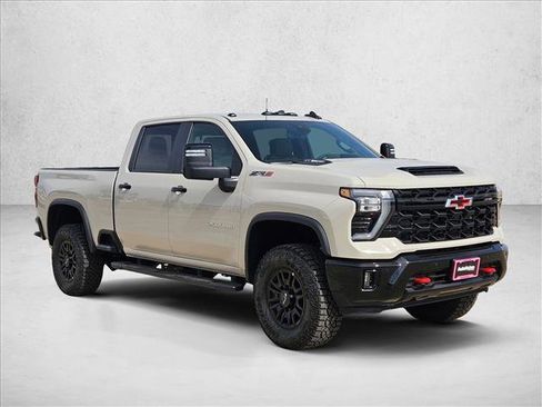 New 2026 Chevrolet Silverado 2500 ZR2 AWD/4WD image 7