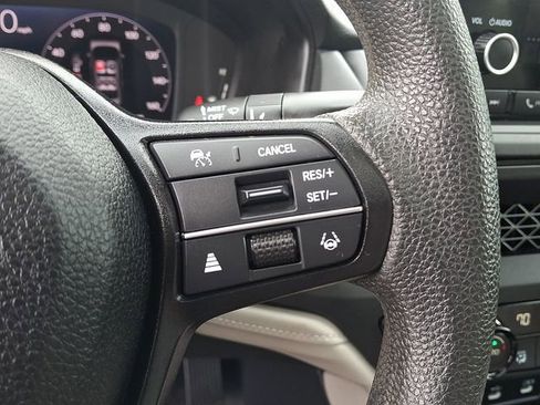 Used 2024 Honda Accord EX image 22