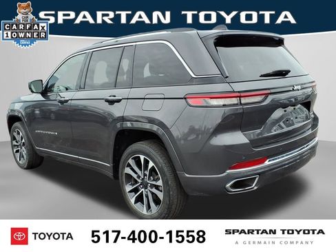 Used 2023 Jeep Grand Cherokee Overland w/ Trailer Tow Prep Group (B) image 9