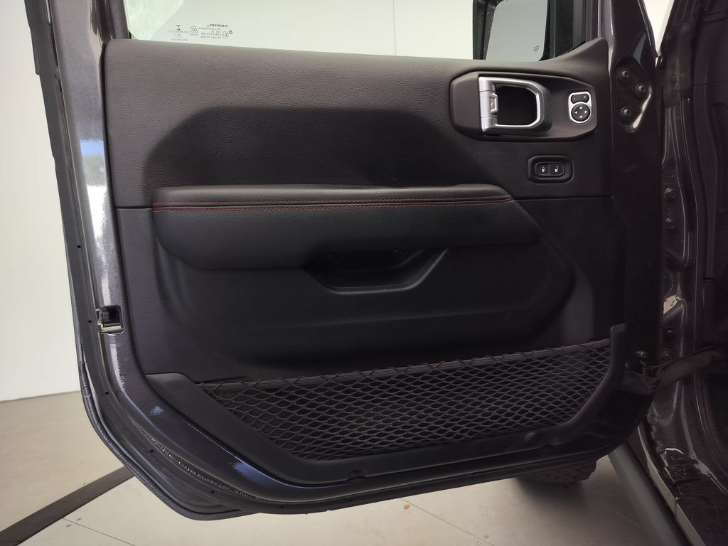 Used 2021 Jeep Wrangler Unlimited Rubicon AWD/4WD image 17