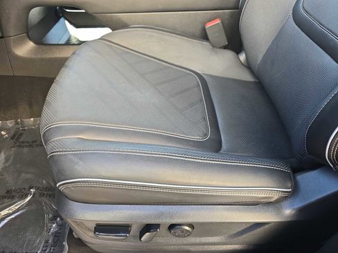 Certified 2025 INFINITI QX80 Luxe image 12