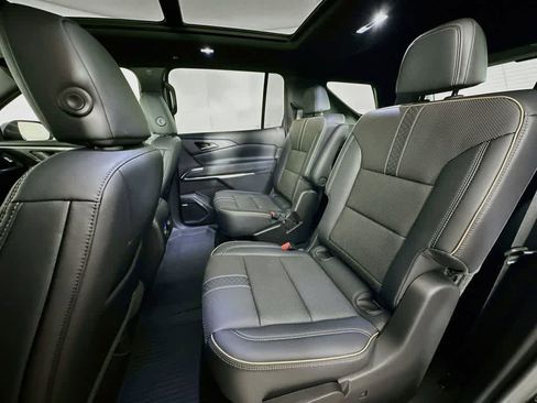 Used 2026 Chevrolet Traverse High Country w/ LPO, Floor Liner Package FWD image 14