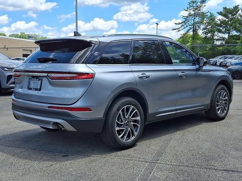 Used 2022 Lincoln Corsair AWD w/ Equipment Group 101A image 6