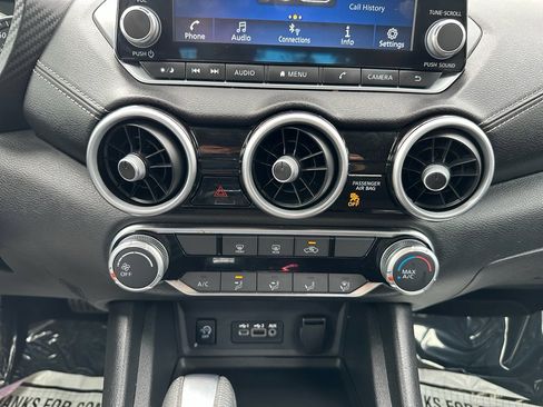 Used 2024 Nissan Sentra SV image 14