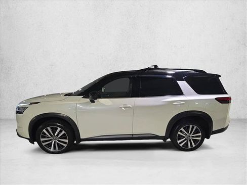 Used 2022 Nissan Pathfinder Platinum w/ Cargo Package AWD/4WD image 8