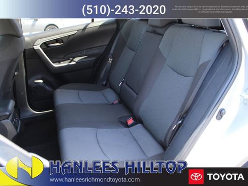 Certified 2025 Toyota RAV4 XLE AWD/4WD image 14