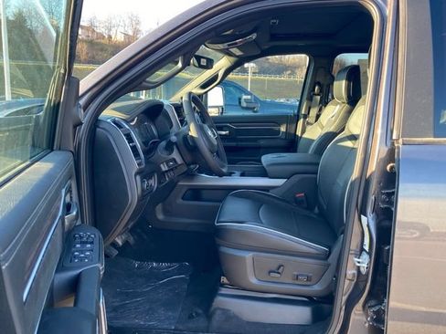 New 2026 RAM 2500 Laramie AWD/4WD image 29