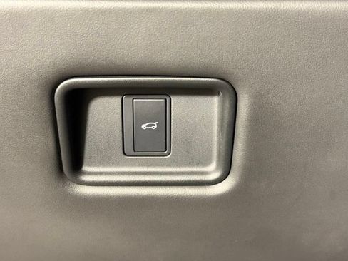 Used 2023 Land Rover Range Rover Long Wheelbase SE AWD/4WD image 30