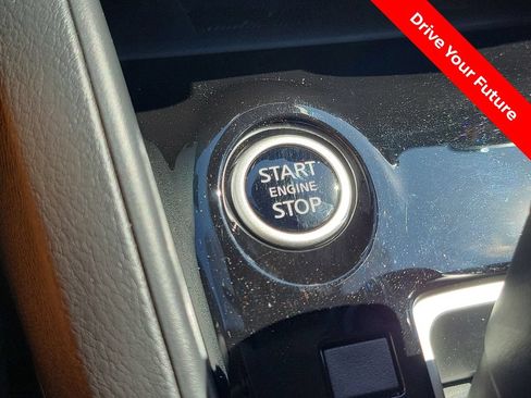 Certified 2025 Nissan Versa SV w/ Trunk Package FWD image 10