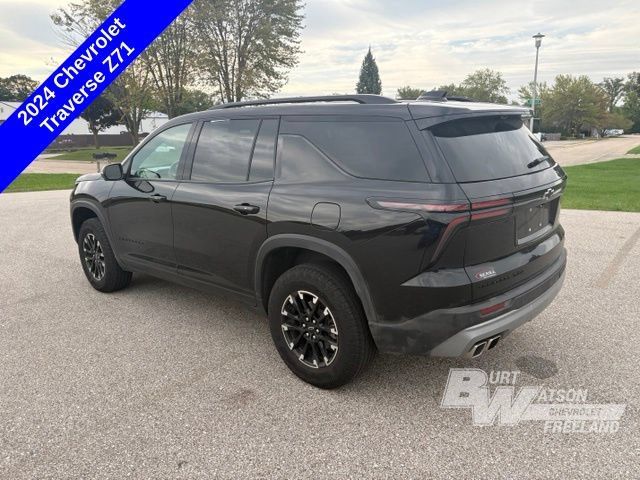 Used 2024 Chevrolet Traverse Z71 w/ Enhanced Driving Package AWD/4WD image 4