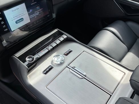 New 2025 Lincoln Navigator L Reserve image 52