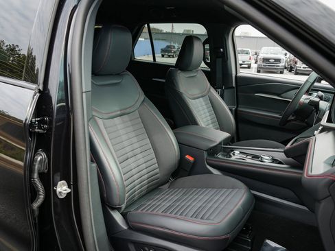 New 2026 Ford Explorer ST-Line w/ ST-Line Street Pack image 23