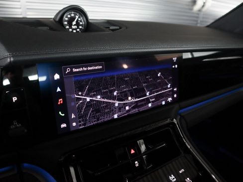Certified 2025 Porsche Panamera RWD image 20