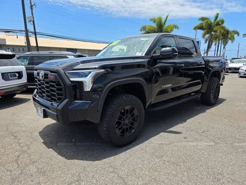 Used 2023 Toyota Tundra Limited w/ TRD Off-Road Package AWD/4WD image 3