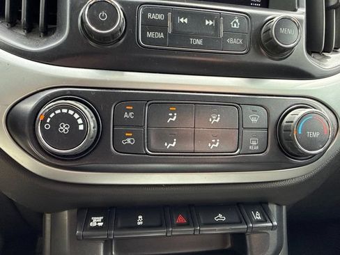 Used 2018 Chevrolet Colorado LT w/ Redline Special Edition AWD/4WD image 27
