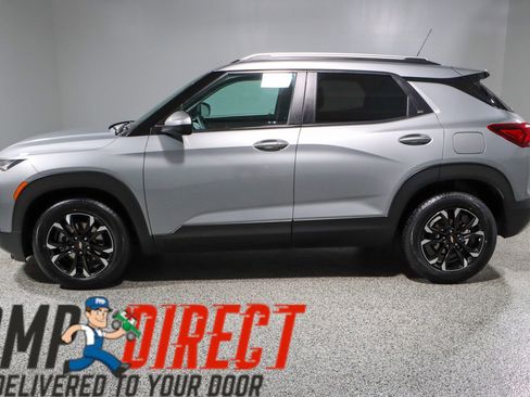 Used 2023 Chevrolet TrailBlazer LT FWD image 10