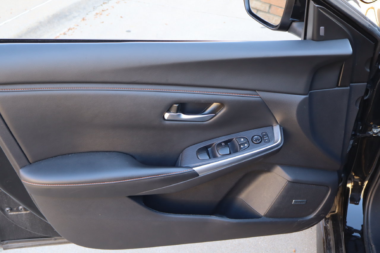 Used 2024 Nissan Sentra SR w/ SR Premium Package FWD image 20