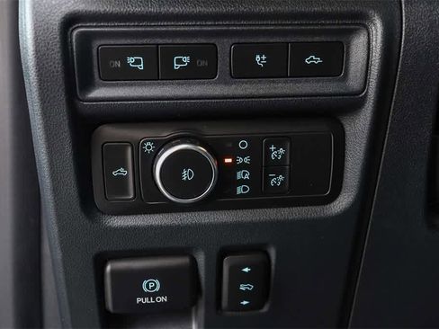 Used 2021 Ford F150 Lariat w/ Equipment Group 502A High image 23