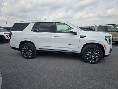 New 2026 GMC Yukon Denali Ultimate AWD/4WD image 4