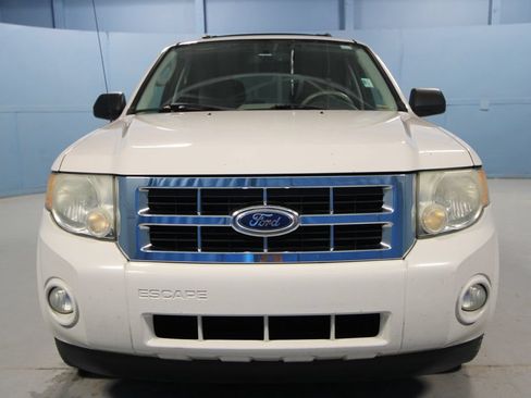 Used 2011 Ford Escape XLT w/ 201A Rapid Spec Order Code FWD image 21