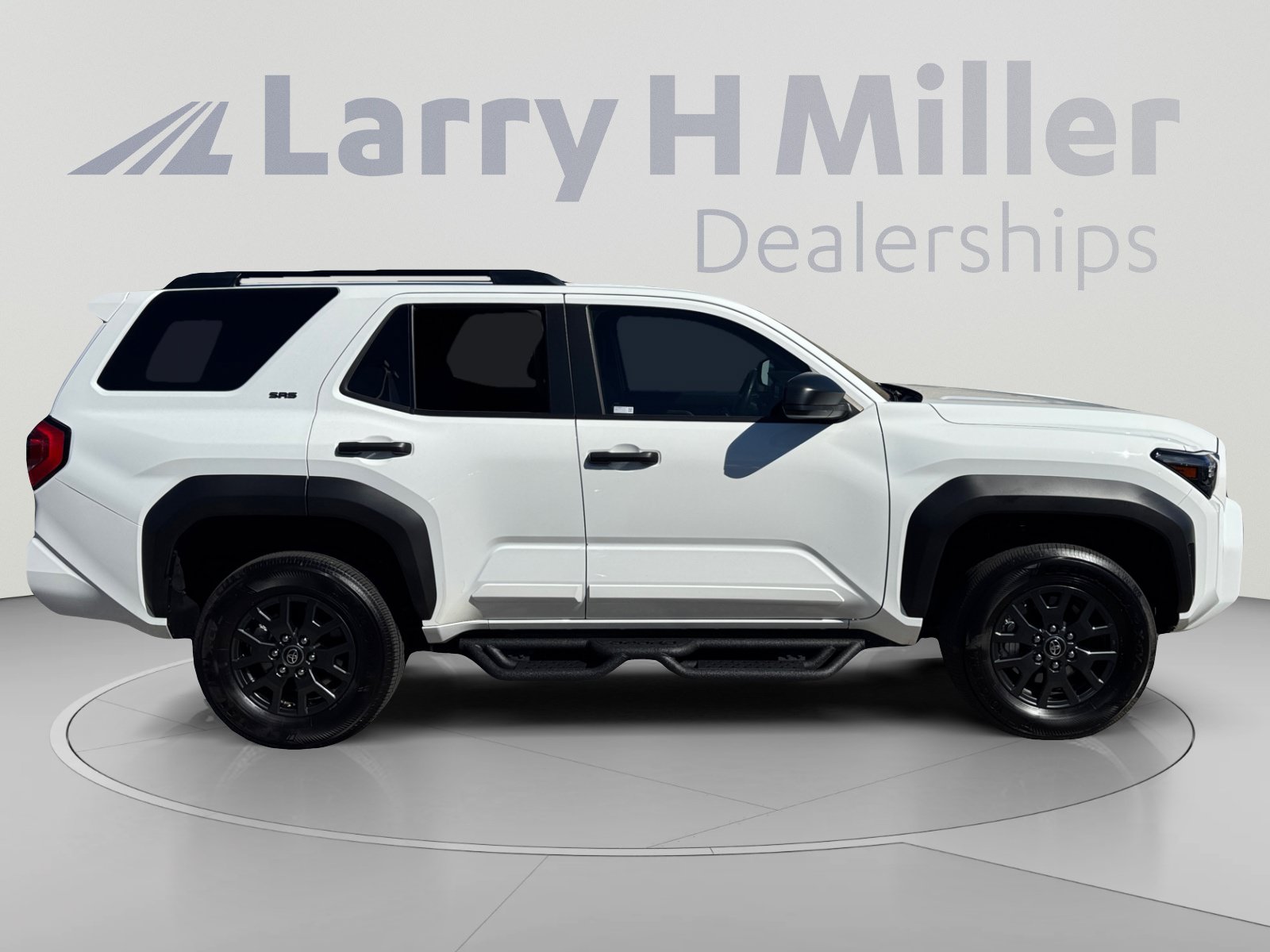 Certified 2025 Toyota 4Runner SR5 AWD/4WD image 6