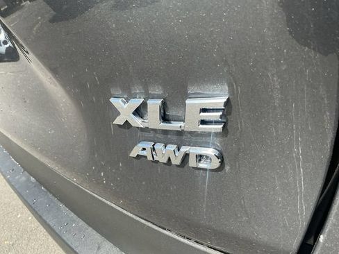 Certified 2021 Toyota RAV4 XLE w/ XLE Grade Weather Package AWD/4WD image 31