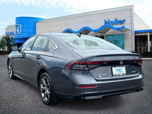 Certified 2025 Honda Accord EX-L image 6