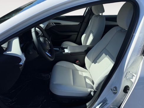 New 2026 MAZDA MAZDA3 2.5 Turbo Sedan w/Premium Plus image 10