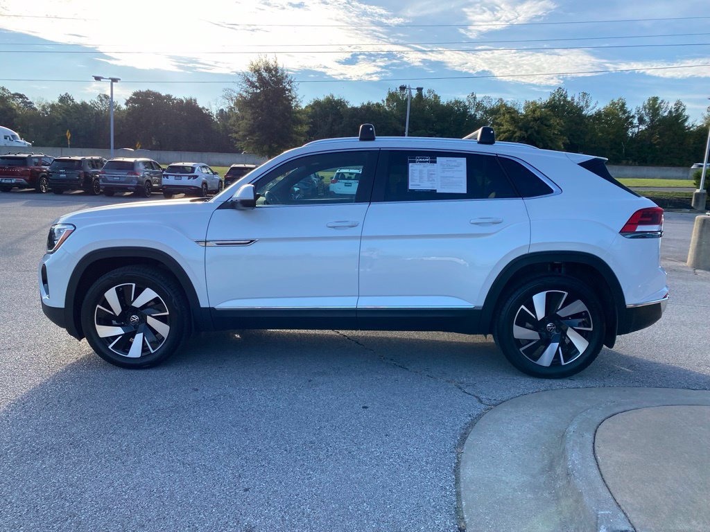 Used 2026 Volkswagen Atlas Cross Sport SEL AWD/4WD image 4