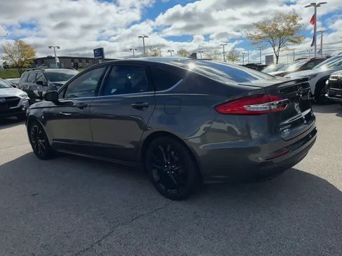 Used 2020 Ford Fusion SE w/ Equipment Group 151A image 6