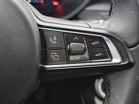 Used 2024 Dodge Hornet GT w/ GT Blacktop Package image 17