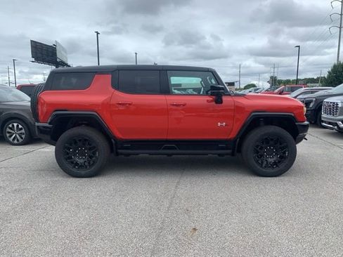 New 2026 GMC Hummer EV SUV image 3