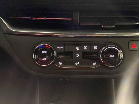 Used 2024 Buick Envista Preferred w/ Convenience I Package FWD image 53